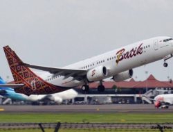 Aspal Landasan Pacu Amblas, Batik Air Batal Lepas Landas