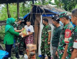 Dandim 1401/Majene Bantu Warga Miskin di Desa Kayuangin