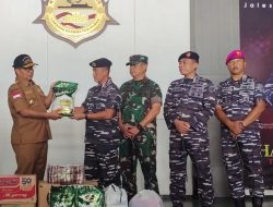 Terima Bantuan TNI AL, Gubernur Perintahkan Segera Salurkan ke Korban Bencana