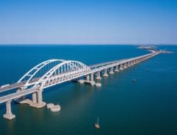 Ukraina Ancam Hancurkan Jembatan Terpanjang di Eropa