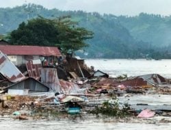 Belasan Rumah, Penginapan dan Satu Jembatan Amblas Akibat Abrasi di Minahasa Selatan