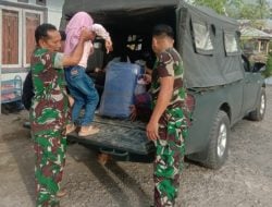 Kodim 1401 Majene Bantu Evakuasi Warga ke Lokasi Pengungsian