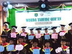 Wabup Pasangkayu Wisuda 17 Tahfidz Yayasan Amal Nurul Ihsan