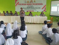 Ajari Siswa Aman Bermedsos, Polwan Goes to School di Pasangkayu