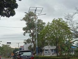 Puluhan Panel Surya Lampu Jalan di Polman Digondol Maling