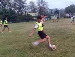 Cuaca Lembang Dingin, Tim Liga Santri Sulbar Tetap Latihan