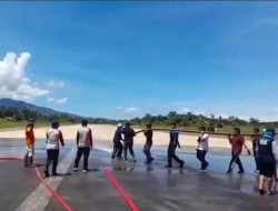 Landasan Pacu Berlumpur, Pesawat tak Bisa Mendarat di Bandara Tampa Padang Mamuju