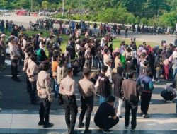 Pengamanan Unjuk Rasa Tolak Tambang Pasir Berjalan Tanpa Insiden