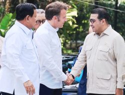 Dampingi RI 1, Menteri Ekraf Sambut Presiden Macron di Borobudur