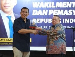 Salim S. Mengga dan Wamen Imipas Bahas Reformasi Sistem Imigrasi dan Lapas di Sulbar